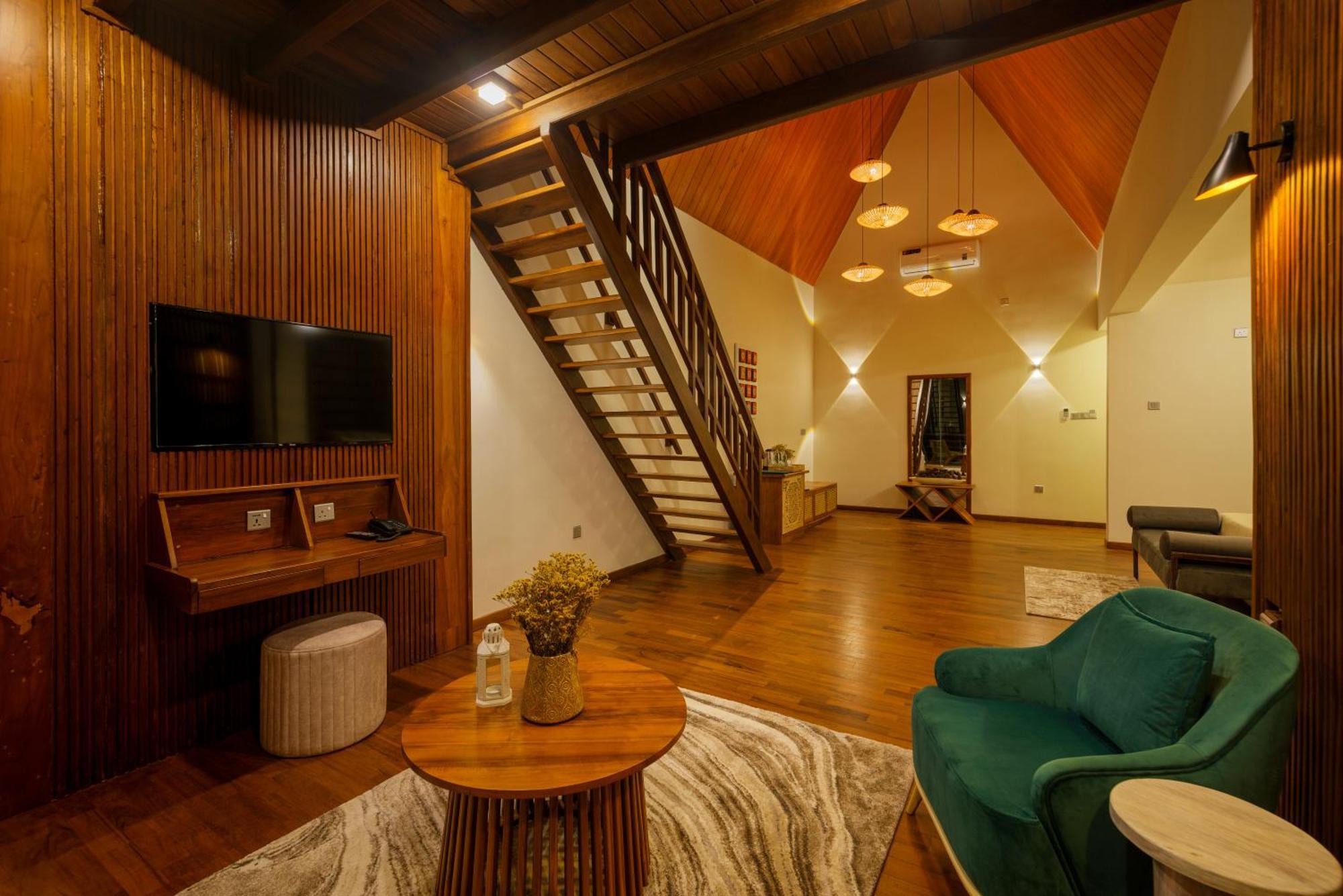 Majentra Ella Hotel Bagian luar foto