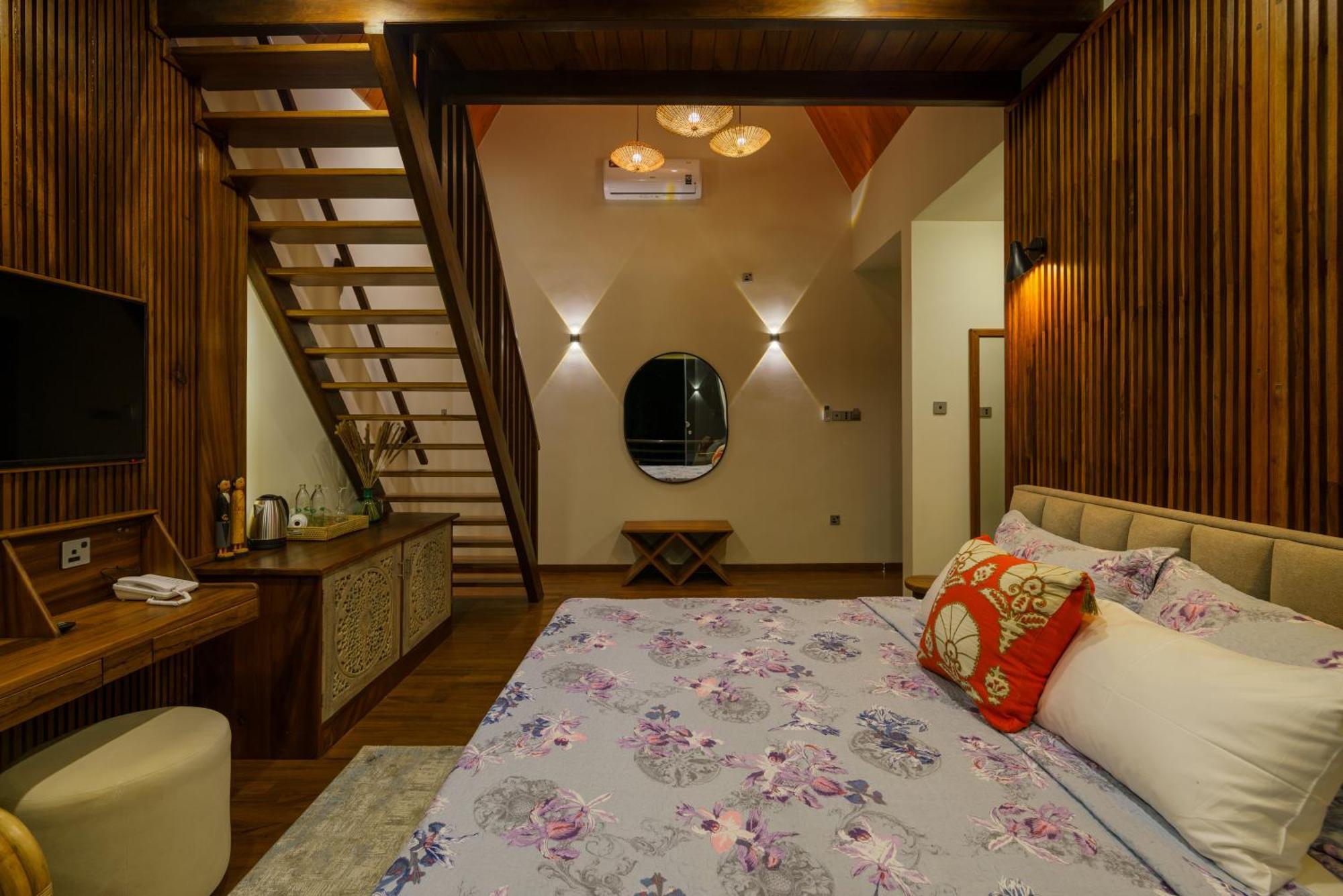 Majentra Ella Hotel Bagian luar foto